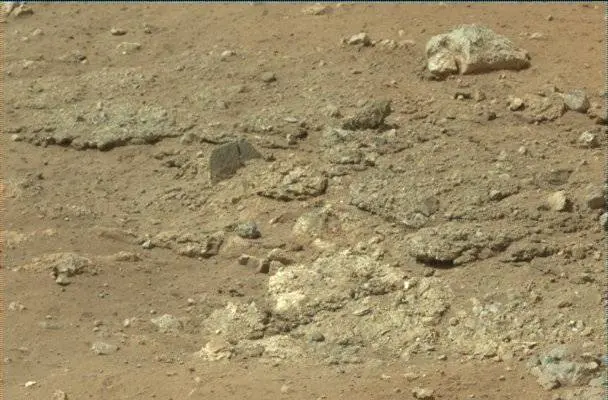 Sol 13: Mast Camera (Mastcam)