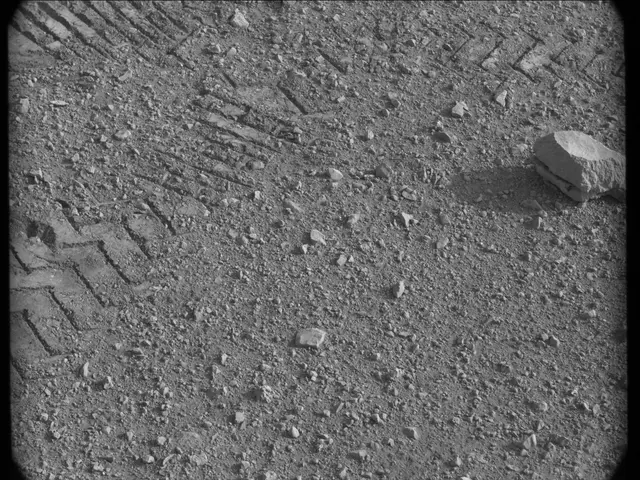 Sol 17: Mast Camera (Mastcam)