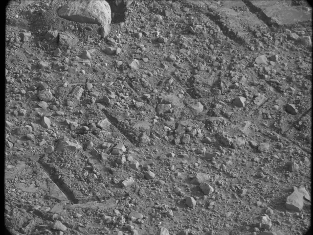 Sol 17: Mast Camera (Mastcam)