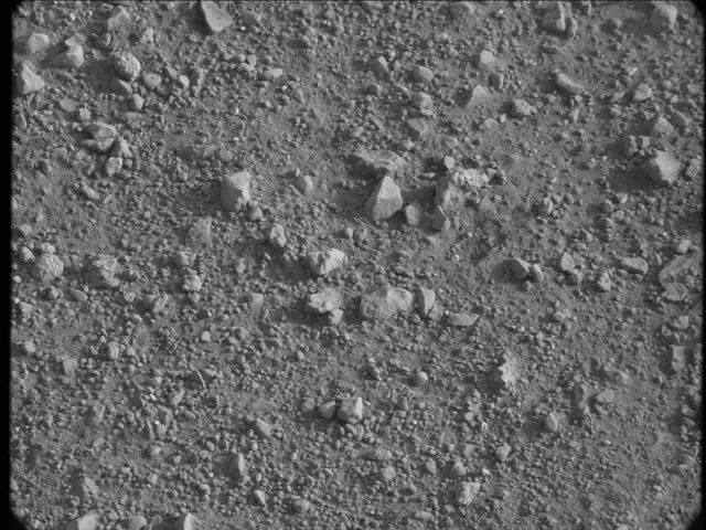 Sol 17: Mast Camera (Mastcam)