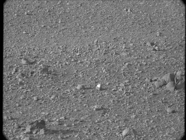 Sol 17: Mast Camera (Mastcam)