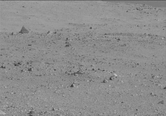 Sol 19: Mast Camera (Mastcam)