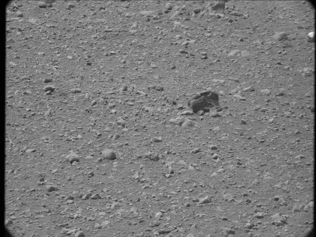 Sol 20: Mast Camera (Mastcam)