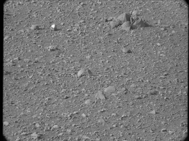Sol 20: Mast Camera (Mastcam)