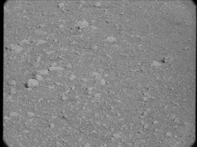 Sol 20: Mast Camera (Mastcam)
