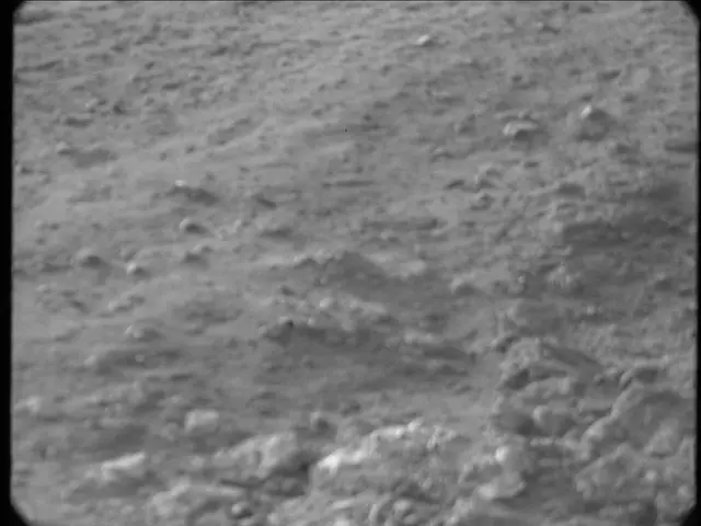 Sol 20: Mast Camera (Mastcam)
