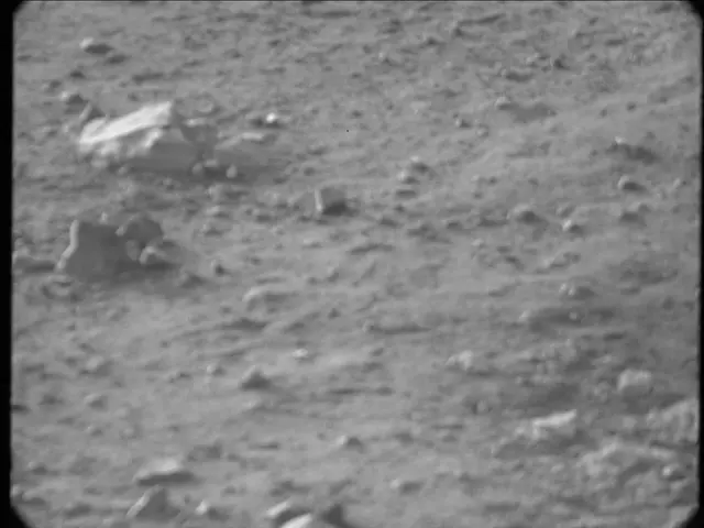 Sol 20: Mast Camera (Mastcam)