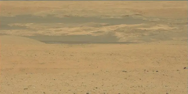 Sol 25: Mast Camera (Mastcam)