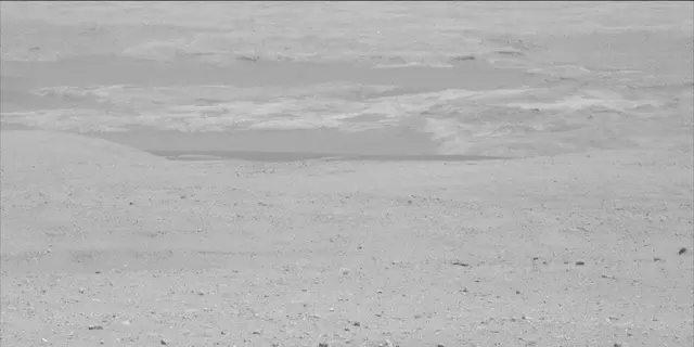 Sol 25: Mast Camera (Mastcam)