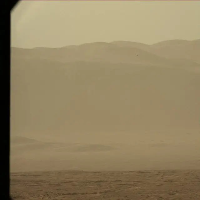 Sol 25: Mast Camera (Mastcam)