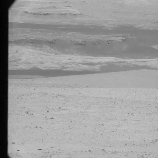 Sol 25: Mast Camera (Mastcam)