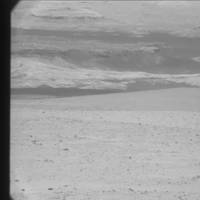 Sol 25: Mast Camera (Mastcam)