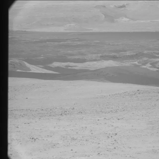 Sol 25: Mast Camera (Mastcam)