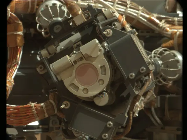 Sol 32: Mast Camera (Mastcam)
