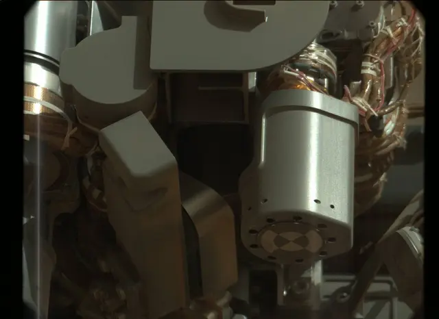Sol 32: Mast Camera (Mastcam)