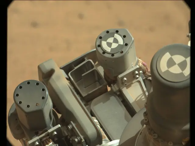 Sol 32: Mast Camera (Mastcam)