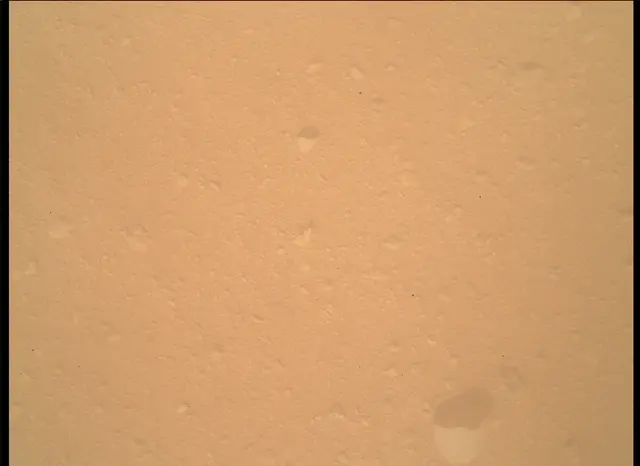 Sol 33: Mars Hand Lens Imager (MAHLI)