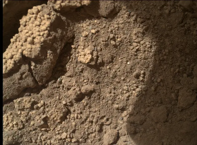 Sol 66: Mars Hand Lens Imager (MAHLI)