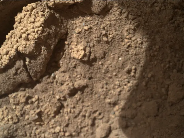 Sol 66: Mars Hand Lens Imager (MAHLI)