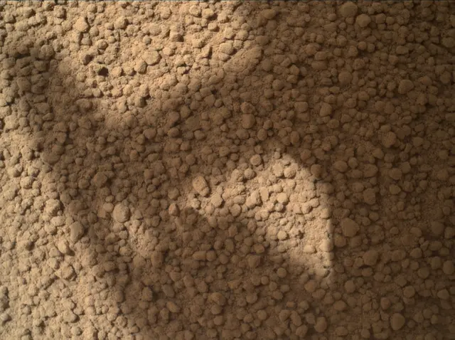 Sol 67: Mars Hand Lens Imager (MAHLI)