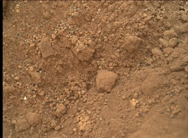 Sol 67: Mars Hand Lens Imager (MAHLI)