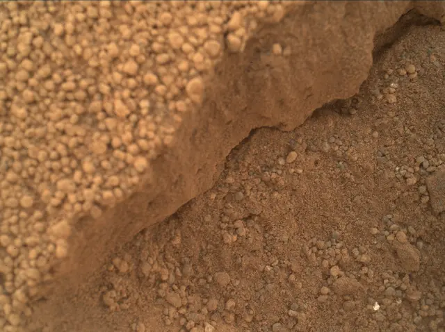 Sol 67: Mars Hand Lens Imager (MAHLI)