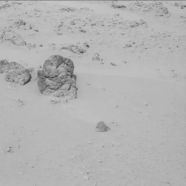 Sol 76: Mast Camera (Mastcam)