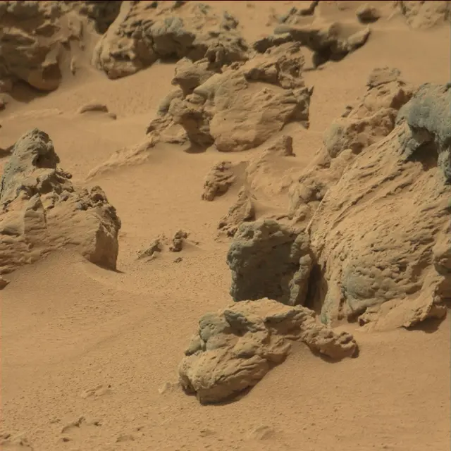 Sol 77: Mast Camera (Mastcam)