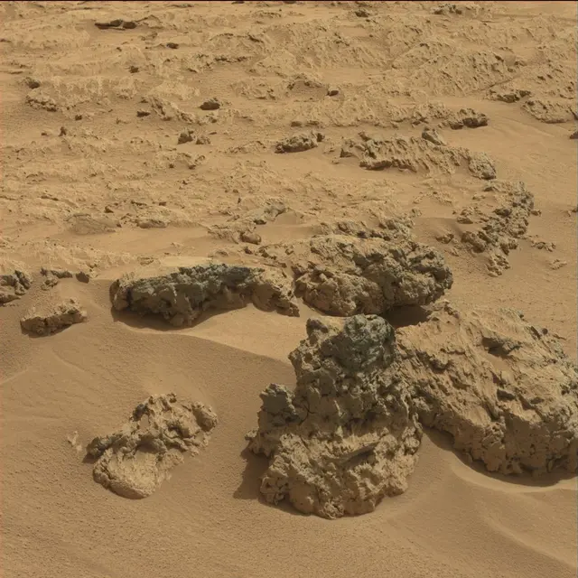 Sol 78: Mast Camera (Mastcam)