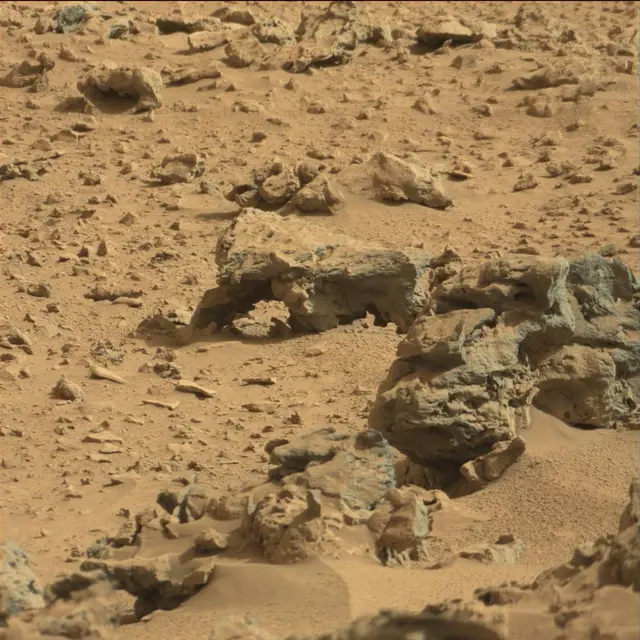Sol 78: Mast Camera (Mastcam)