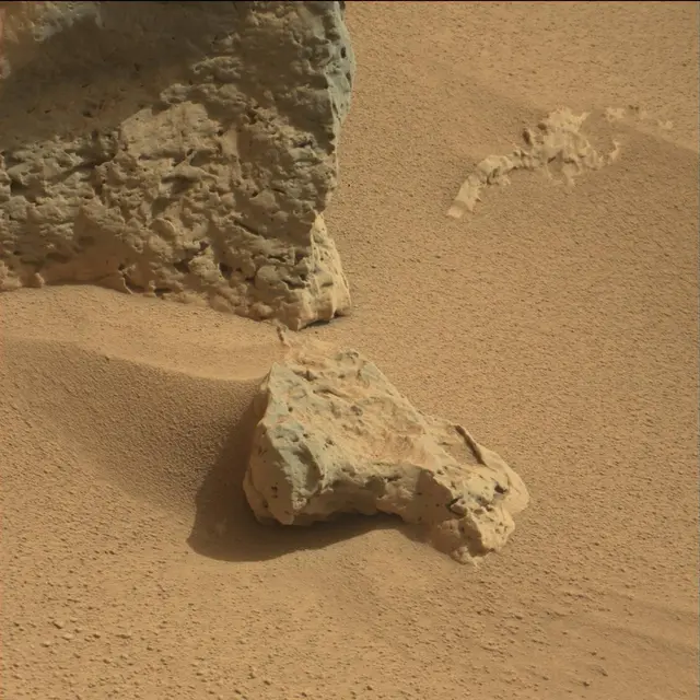 Sol 78: Mast Camera (Mastcam)