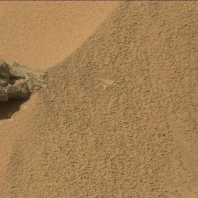 Sol 84: Mast Camera (Mastcam)
