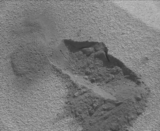 Sol 84: Mast Camera (Mastcam)