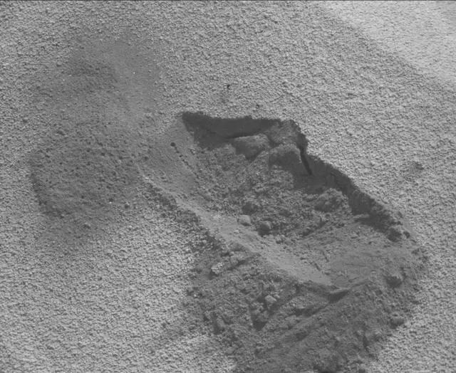 Sol 84: Mast Camera (Mastcam)