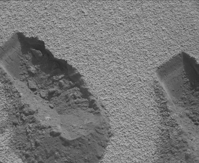 Sol 84: Mast Camera (Mastcam)