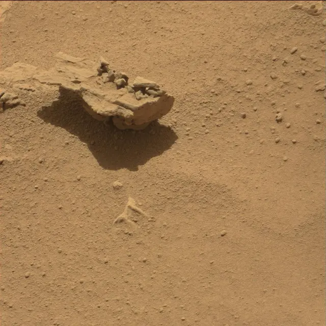 Sol 85: Mast Camera (Mastcam)