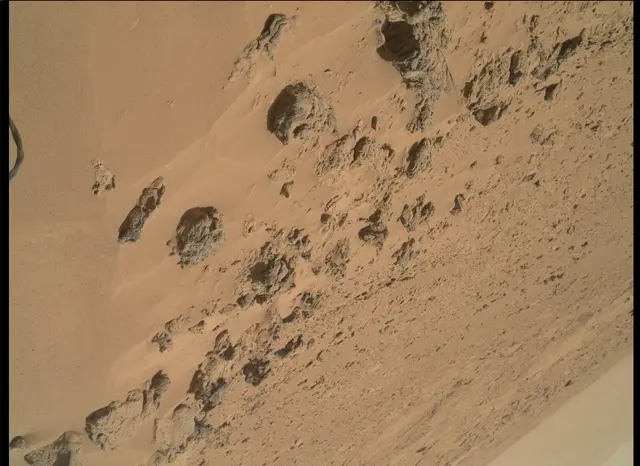Sol 85: Mars Hand Lens Imager (MAHLI)