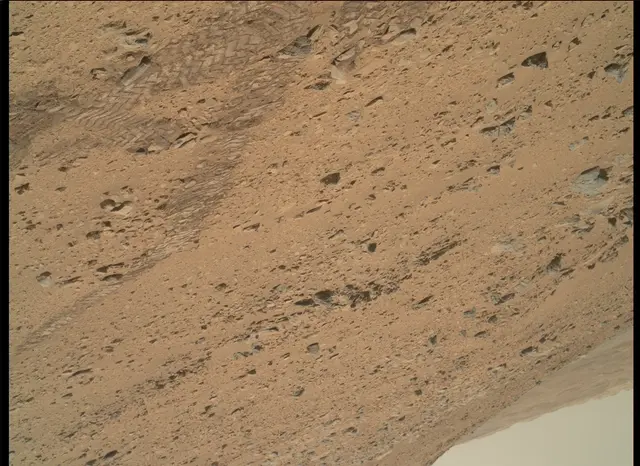 Sol 85: Mars Hand Lens Imager (MAHLI)