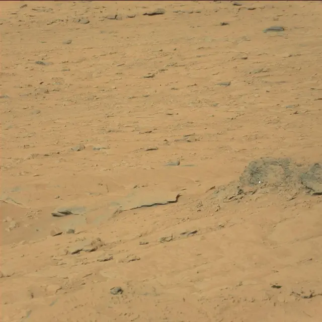 Sol 87: Mast Camera (Mastcam)
