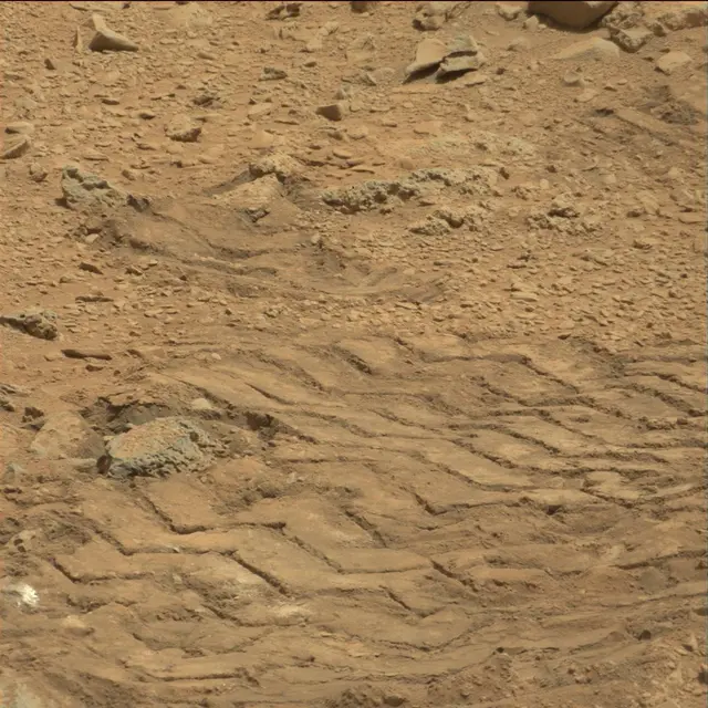 Sol 88: Mast Camera (Mastcam)