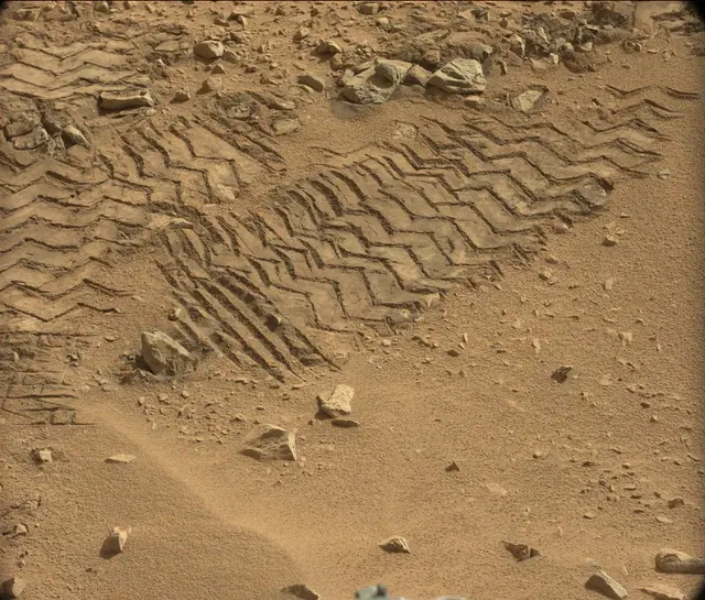 Sol 89: Mast Camera (Mastcam)