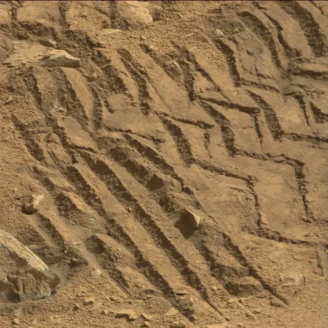 Sol 89: Mast Camera (Mastcam)