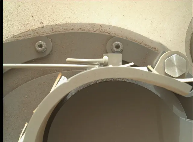 Sol 96: Mars Hand Lens Imager (MAHLI)
