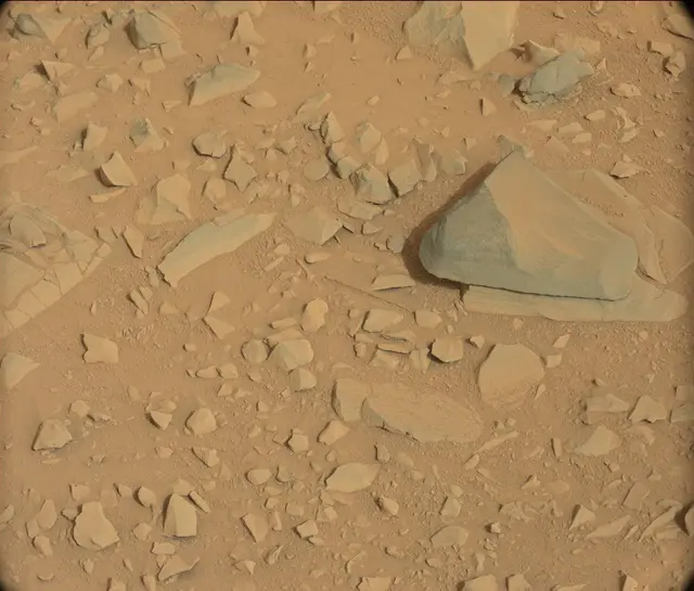 Sol 106: Mast Camera (Mastcam)