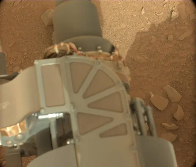 Sol 106: Mast Camera (Mastcam)