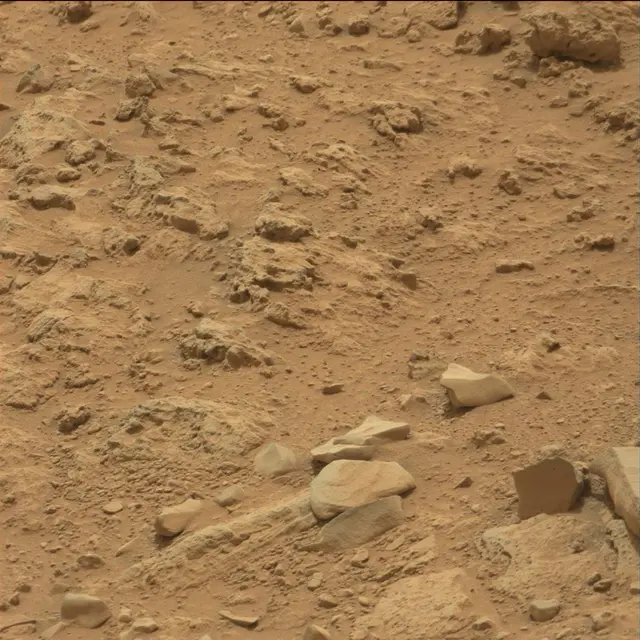 Sol 107: Mast Camera (Mastcam)