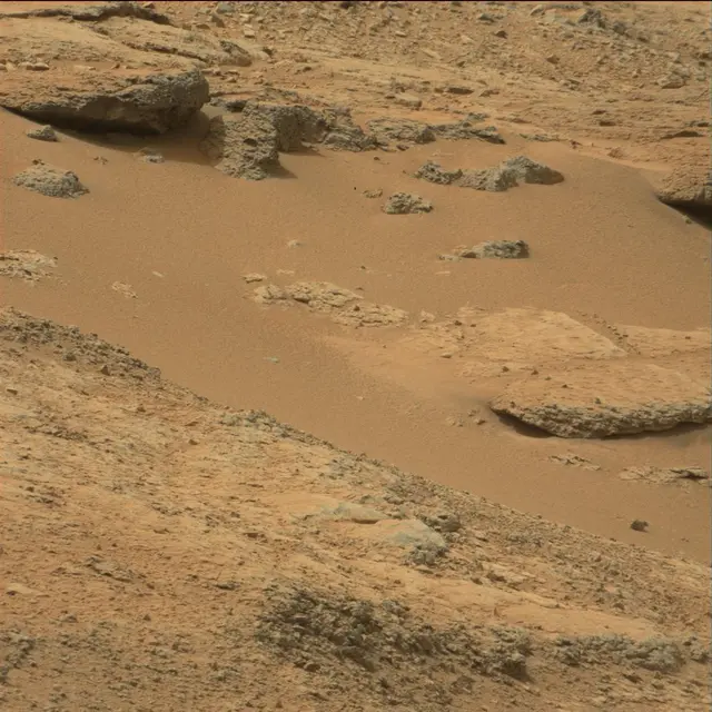 Sol 108: Mast Camera (Mastcam)