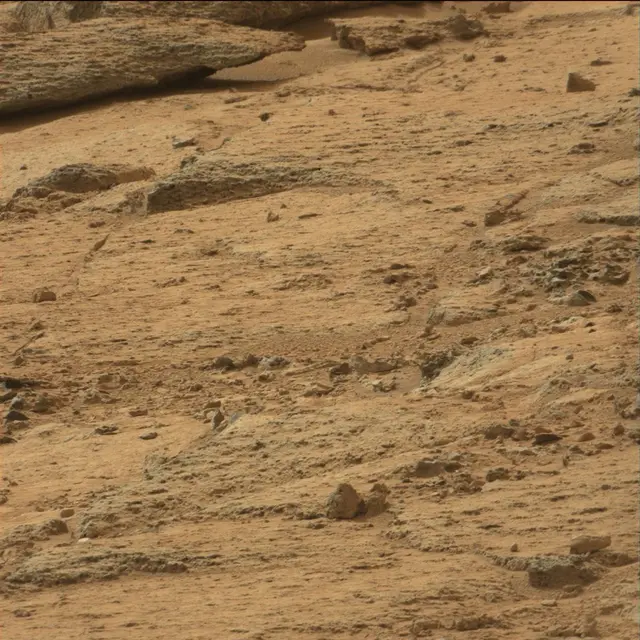 Sol 109: Mast Camera (Mastcam)