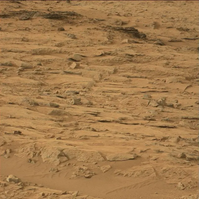 Sol 109: Mast Camera (Mastcam)