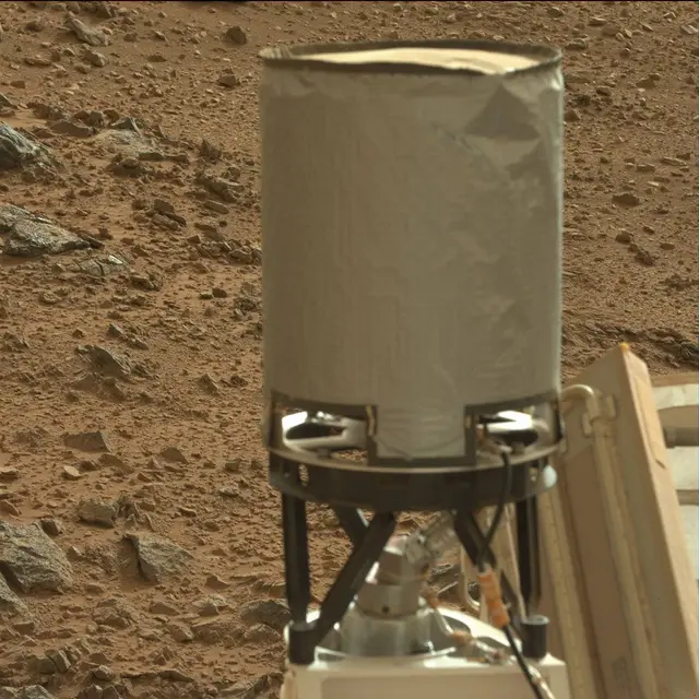 Sol 118: Mast Camera (Mastcam)